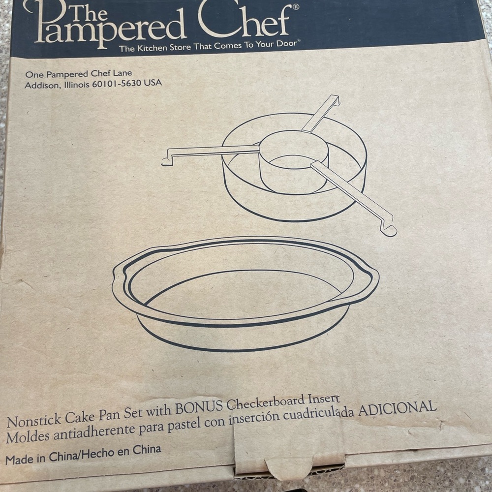 Pampered Chef nonstick cake pans with bonus checkerboard pattern